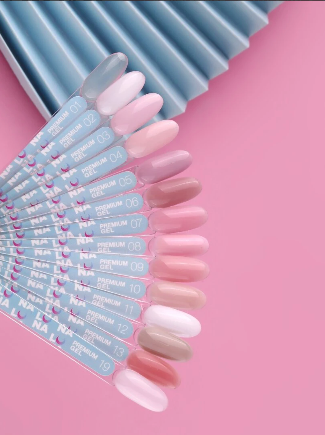 LunaMoon Premium Builder Gel 19, Milky Pink